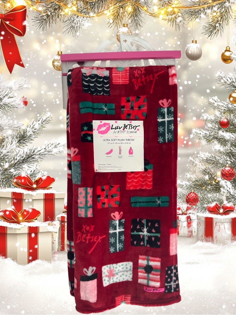 🆕🎄💋BETSEY JOHNSON💋ULTRA SOFT PLUSH CHRISTMAS🎄 THROW/BLANKET